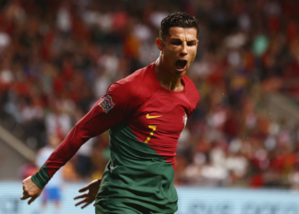 Ronaldo - Những sự thật chưa khám phá về cầu thủ điển trai nhất Euro